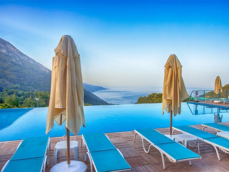 Sertil Royal Forest 4*
