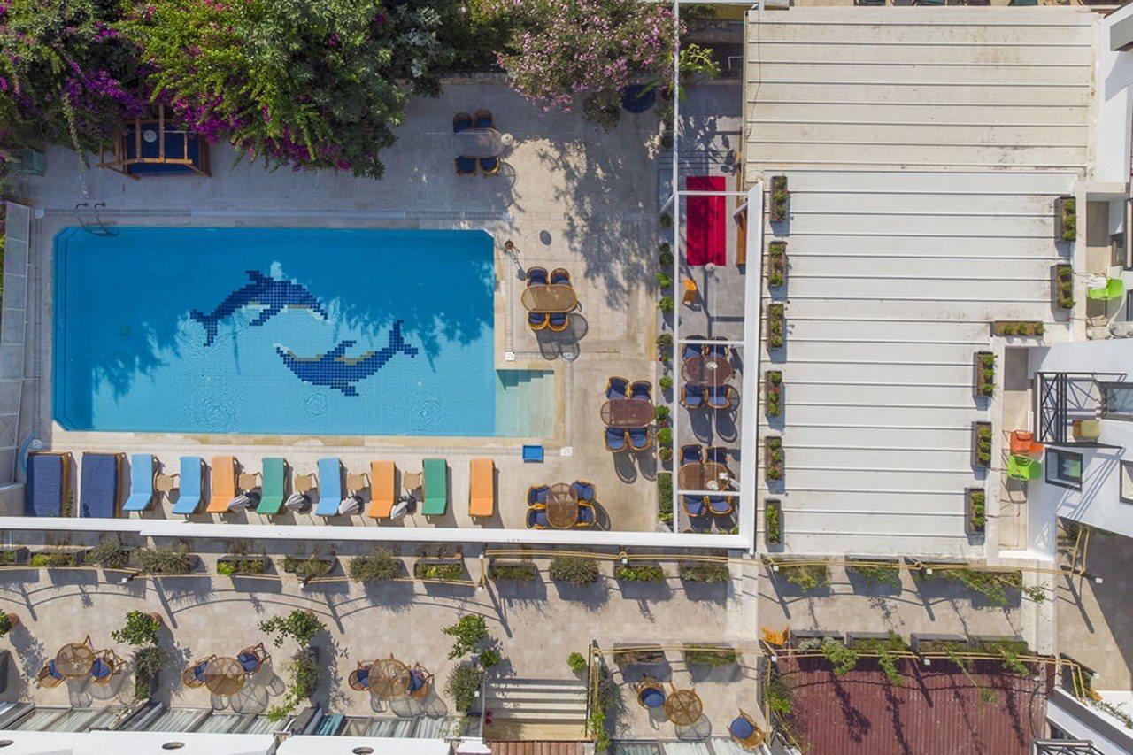 Ten Rooms Oludeniz Hotel *