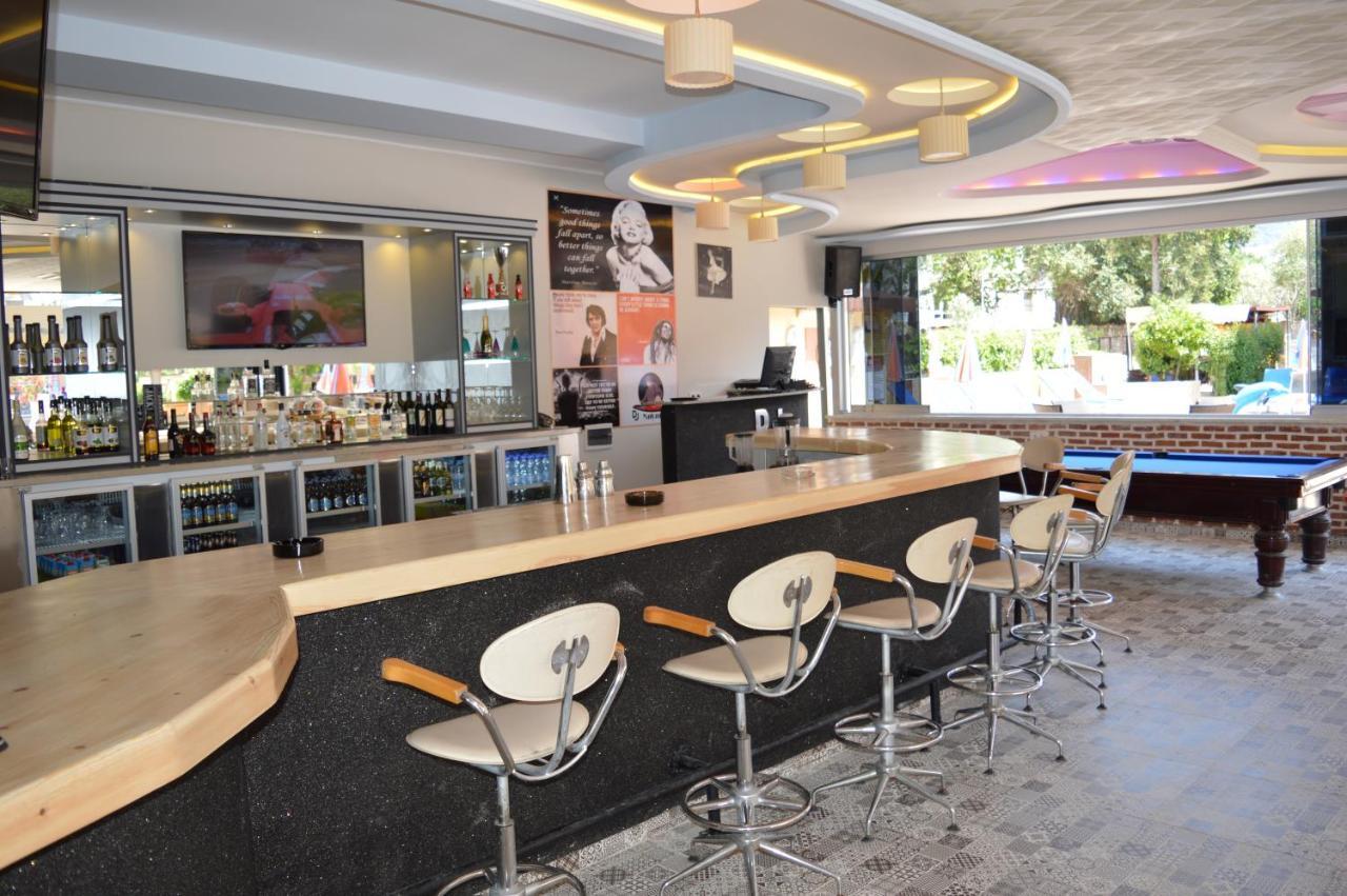 Yalcin & Hotel