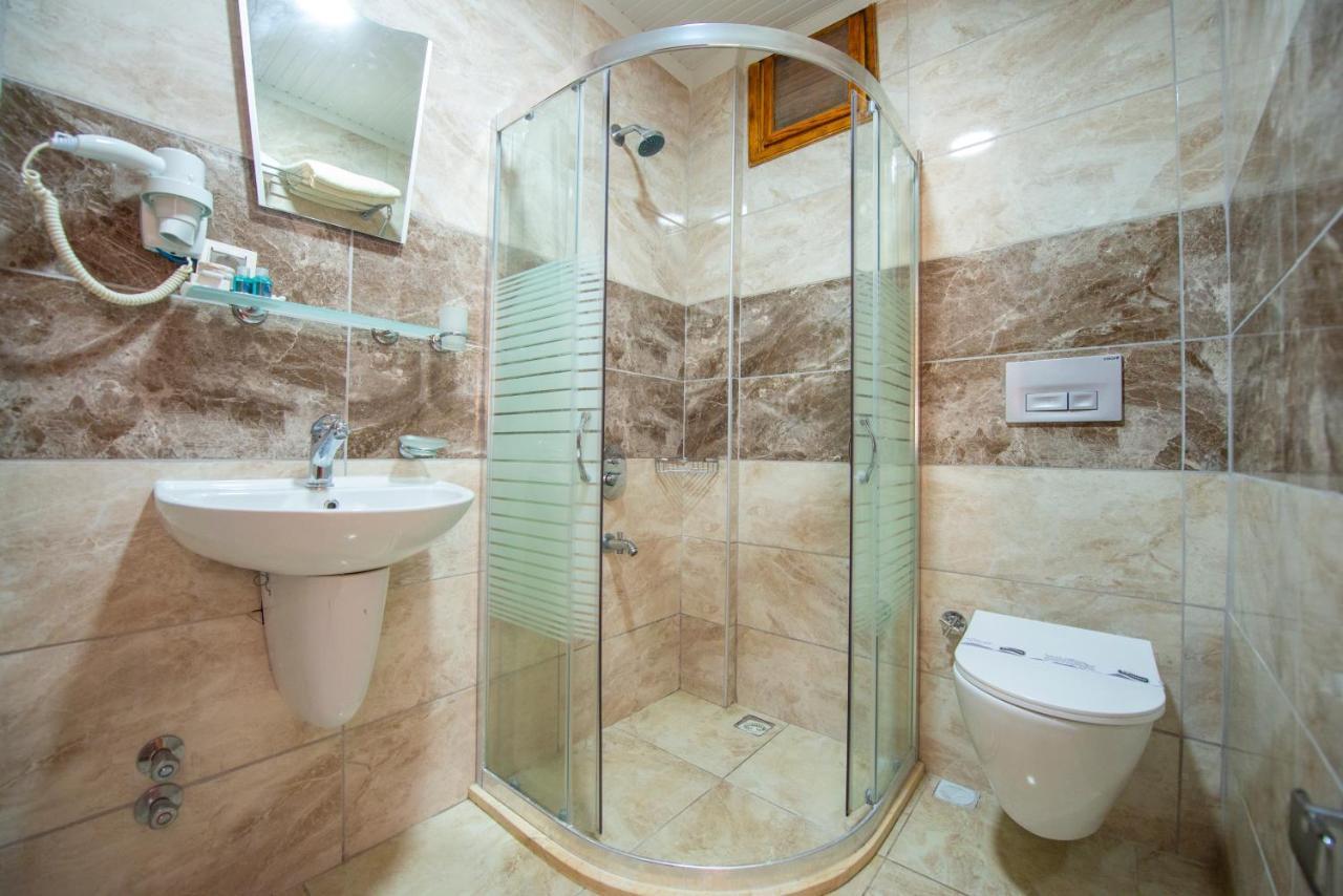 Otel White 3*