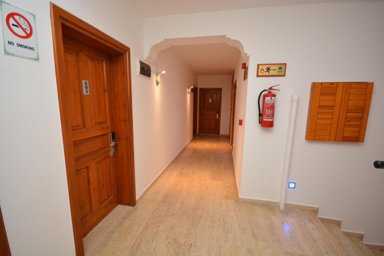 Saray Otel