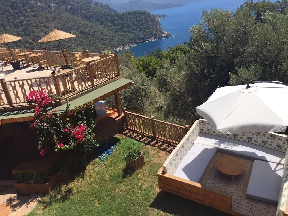 Kabak Armes Hotel 3*