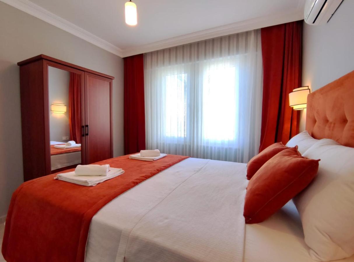 Gold Lion Aparthotel