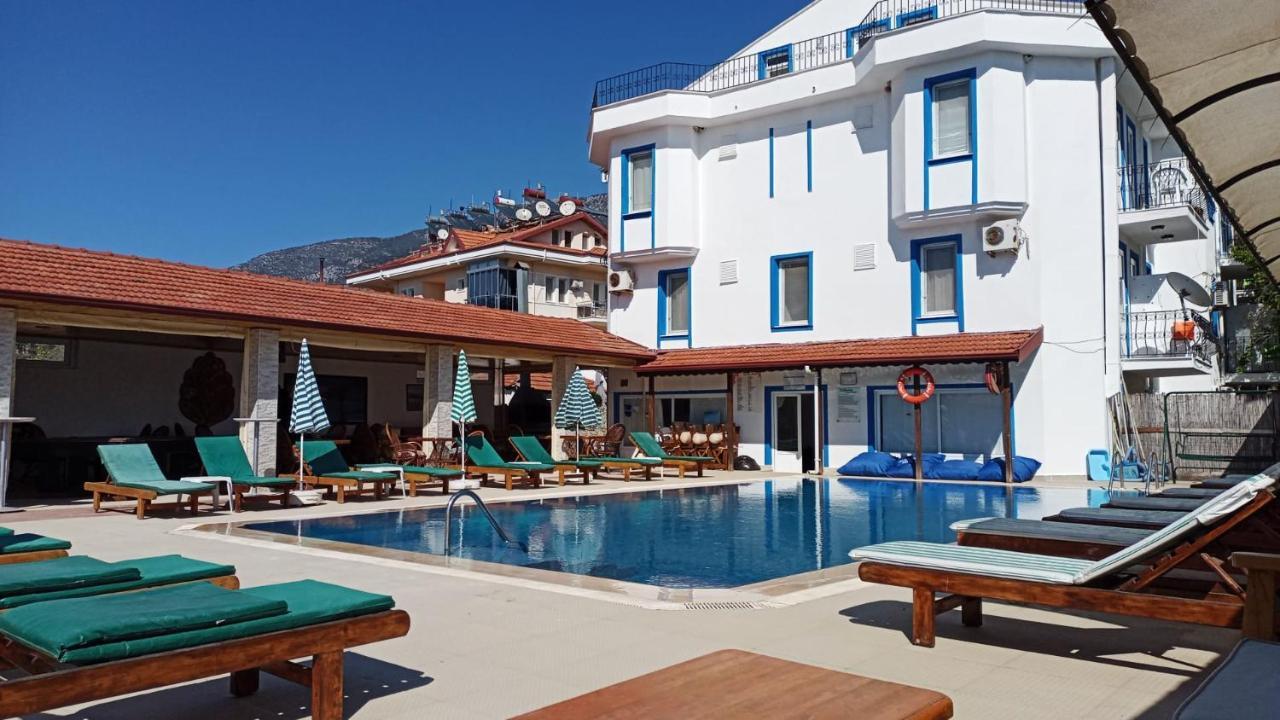 Apart Otel California 3*