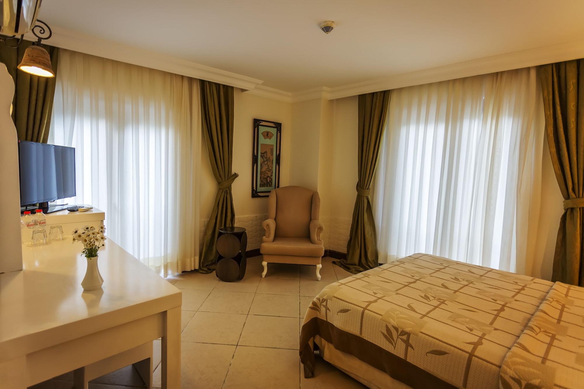 Paradise Garden Hotel