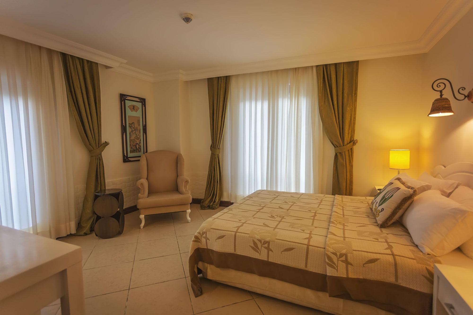 Paradise Garden Hotel