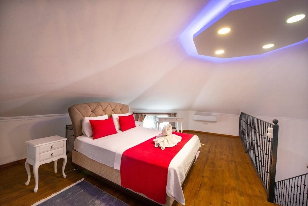 Aparthotel Eftelya 3*