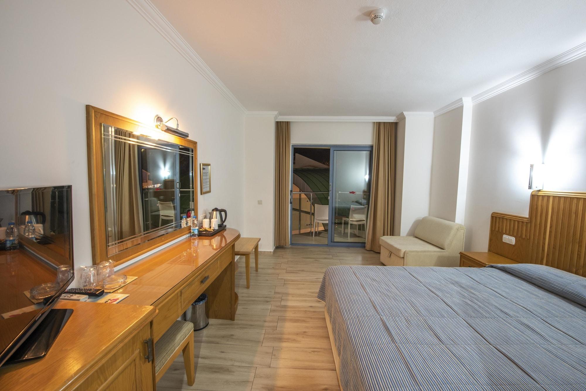 Belcehan 3* Oludeniz