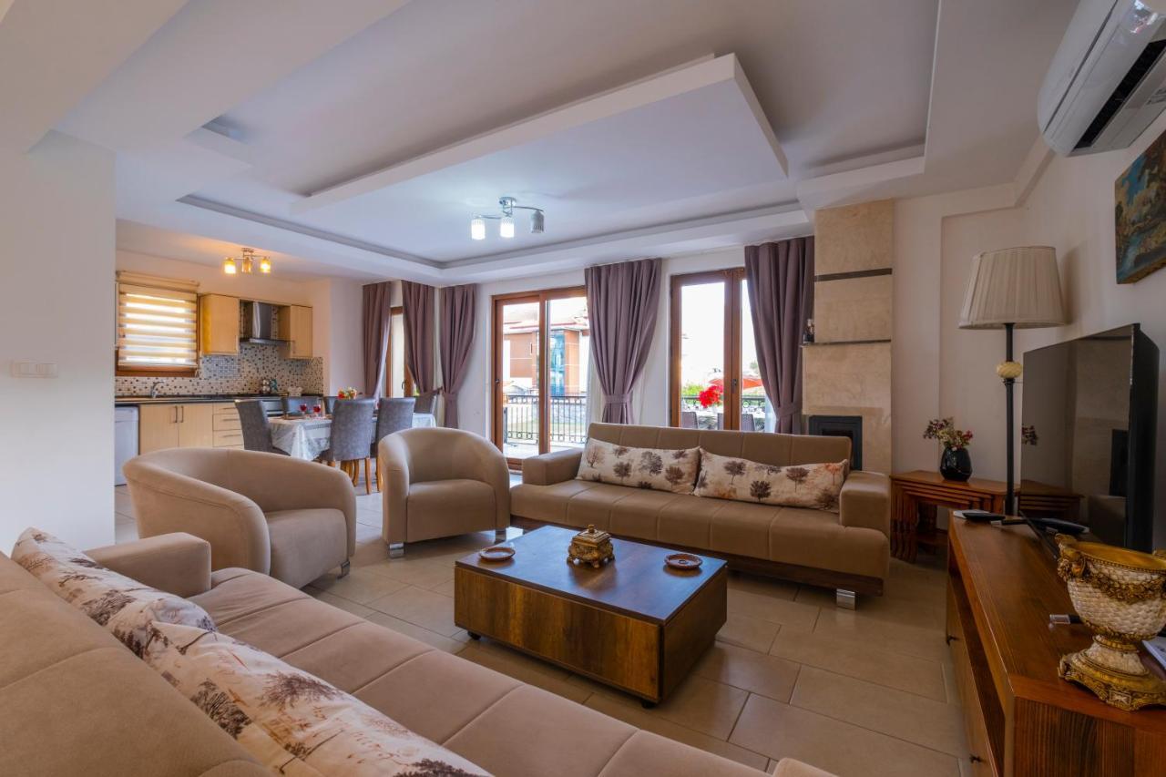 Villa Infinity Opal