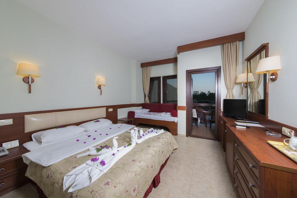 Sundia By Liberty Suncity 4* Oludeniz