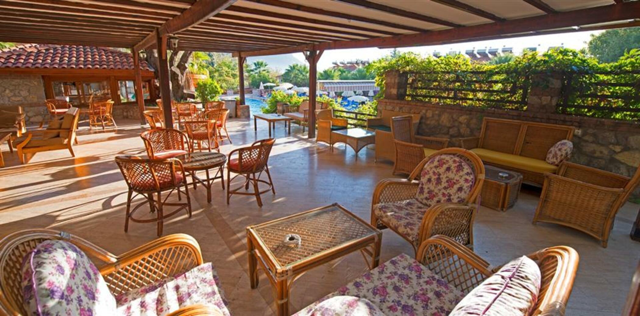 Perdikia Hill And Otel Ölüdeniz