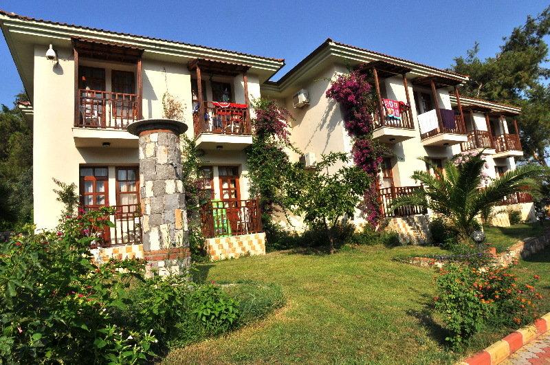 Telmessos Neva Hotel 3*