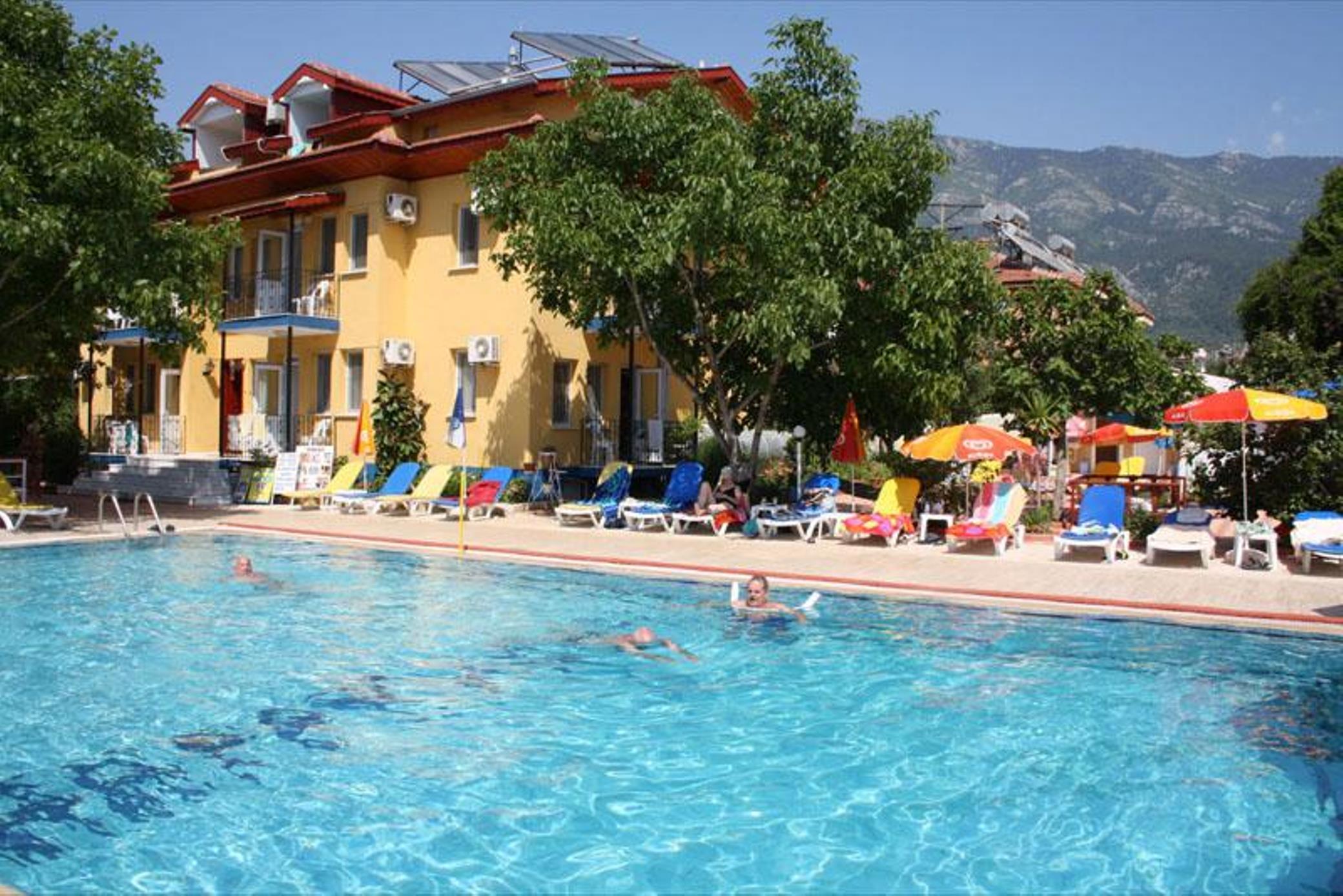 Hotel Happy Nur