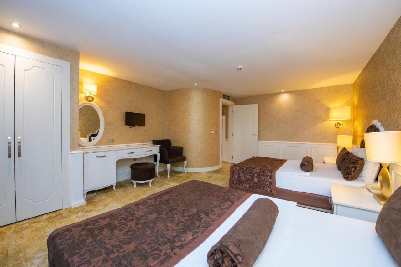 Hotel Deluxe