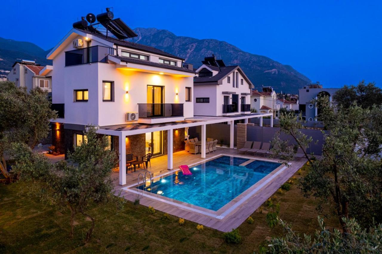 Mango 4 Bedroom For Rent In * Ölüdeniz