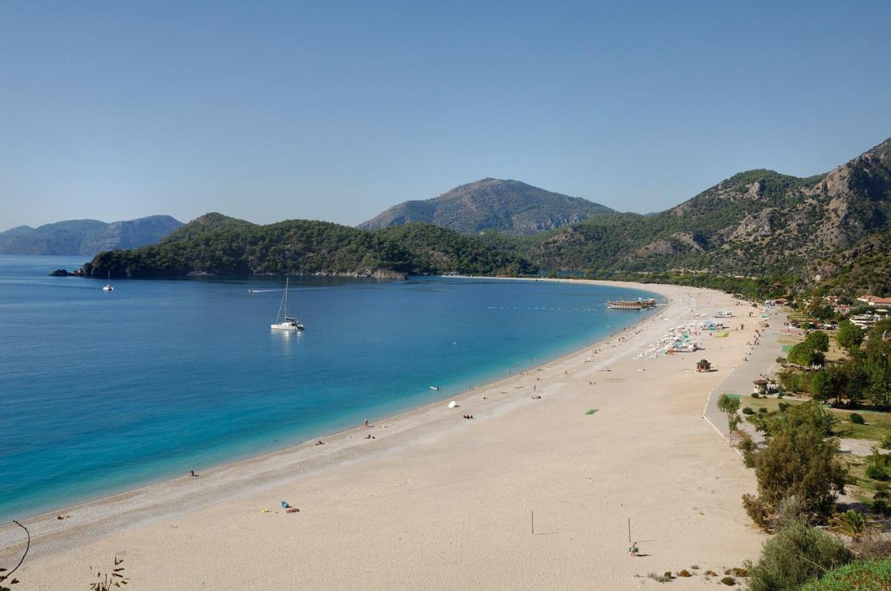 Random By Lookbookholiday Hotel Oludeniz