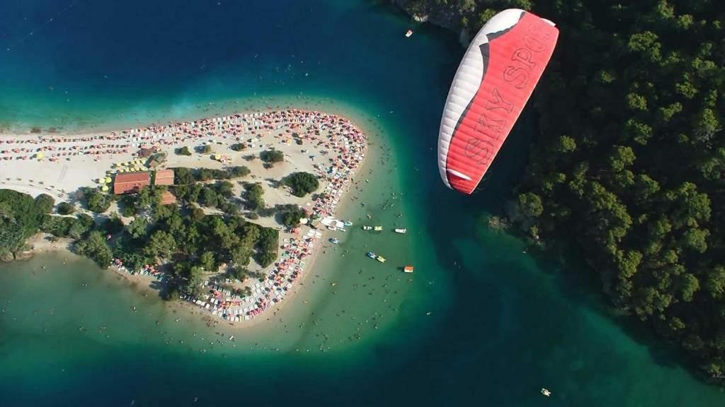 Hotel Random By Lookbookholiday Oludeniz