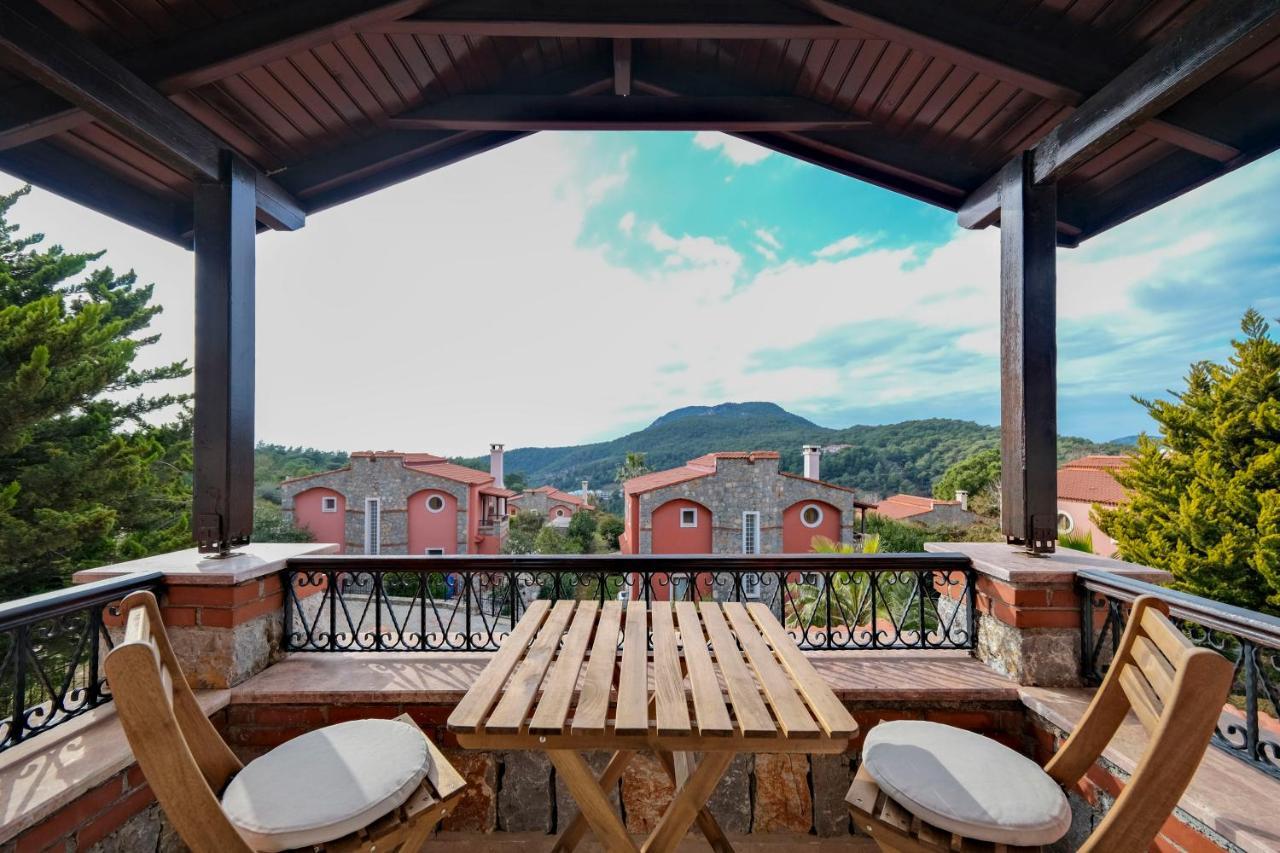 Aka Villa
