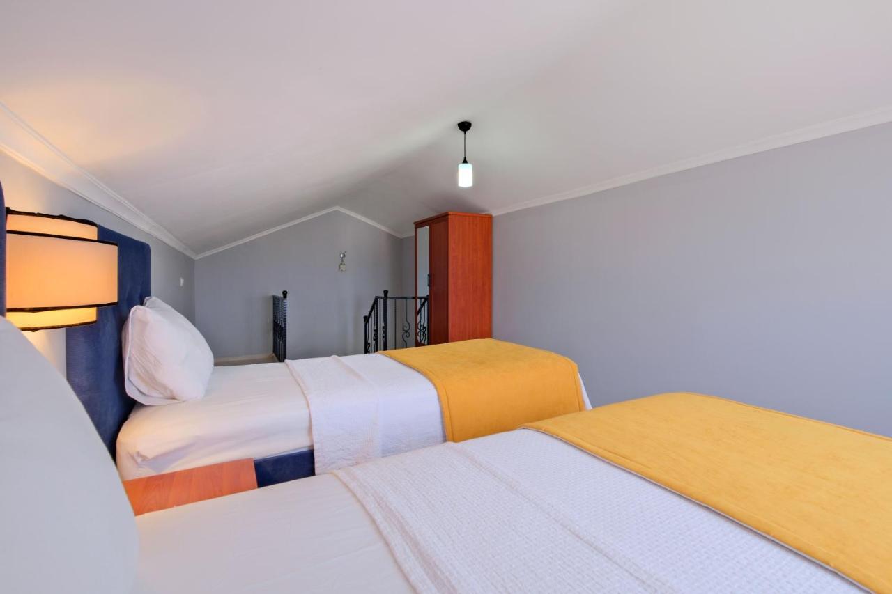 Gold Lion Aparthotel