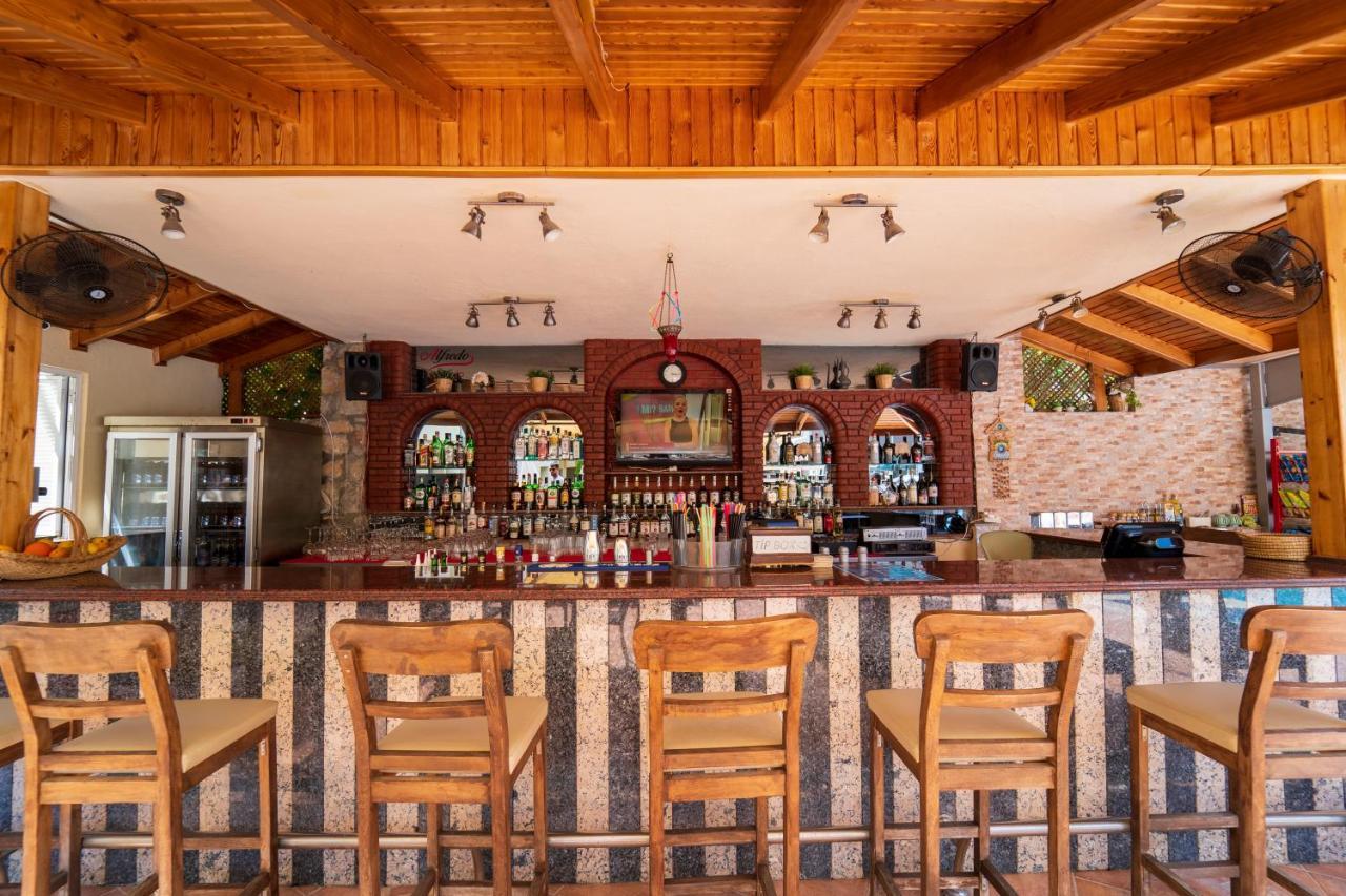 Belcehan Resort 3*