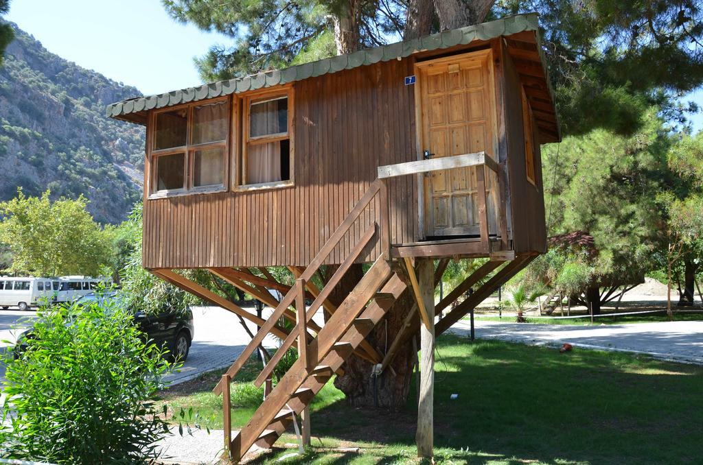 Hotel Gorge Club