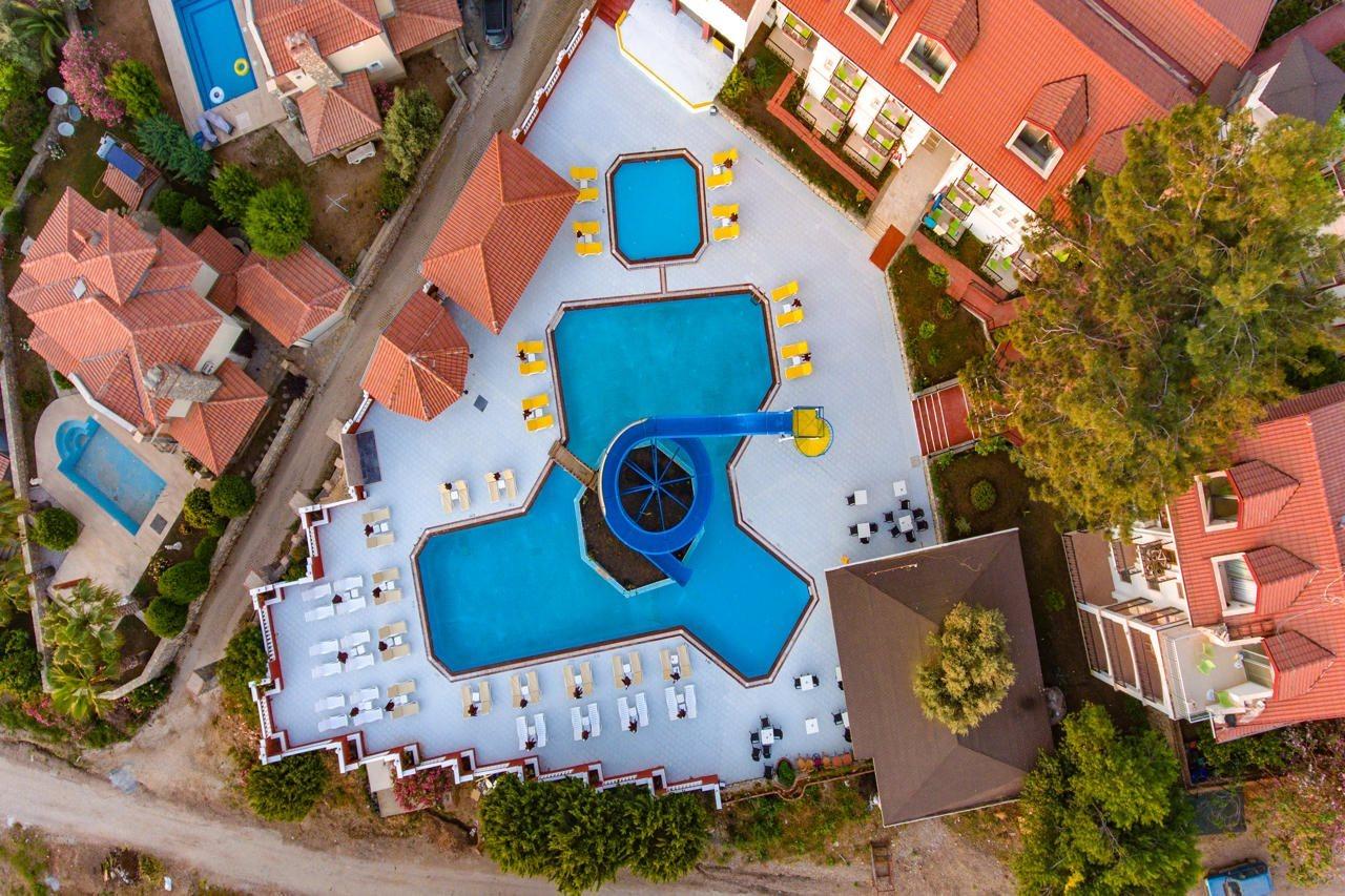 Sunshine Hotel 4*