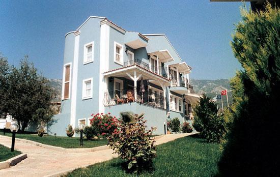 Blue Pearl & Hotel 3*