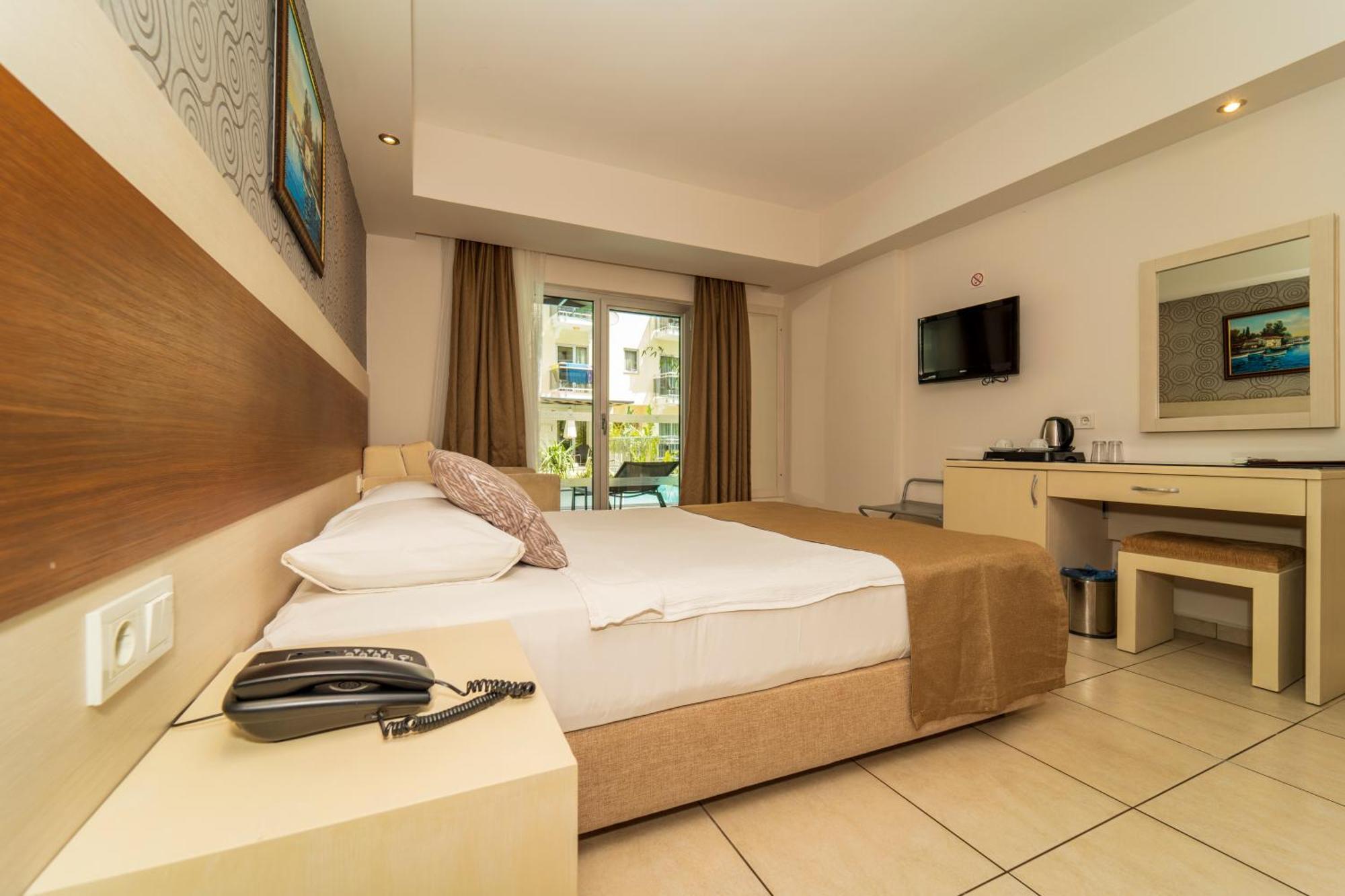 Otel Montebello 4*
