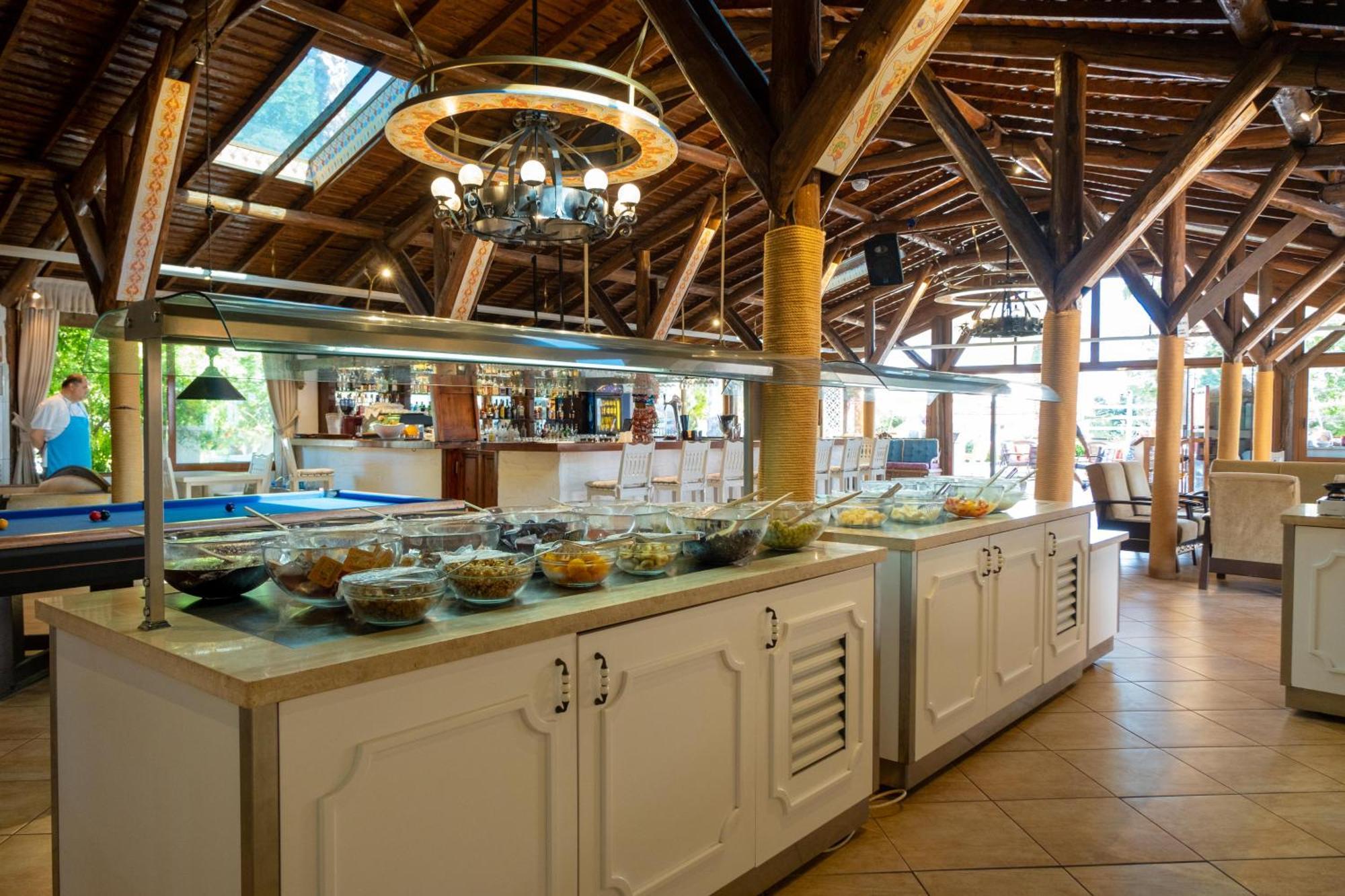 Sea Breeze Hotel&apartments 4*