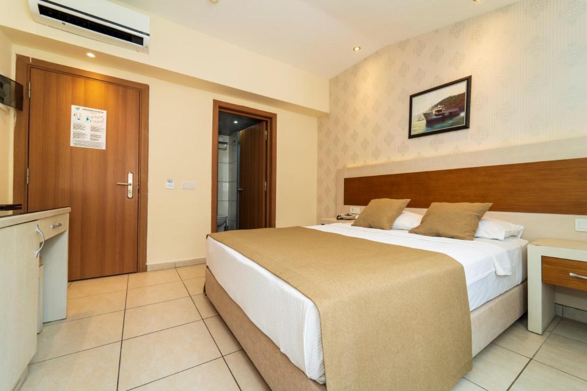 Otel Montebello