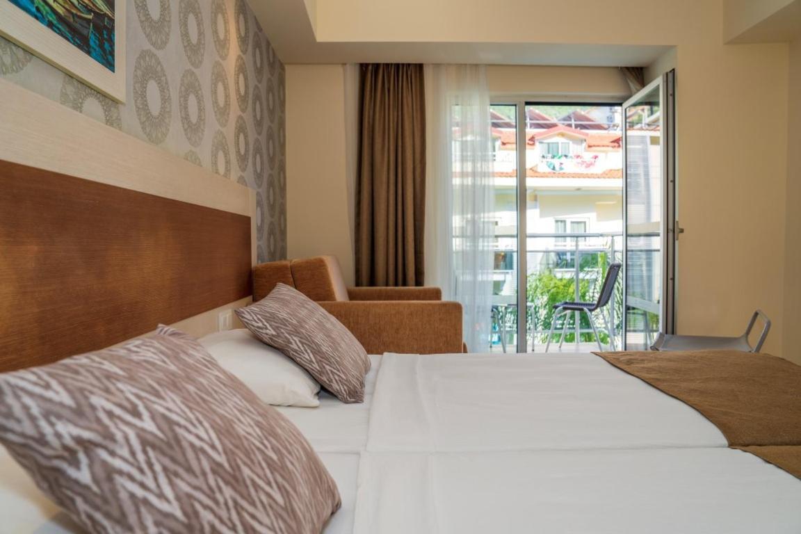 Otel Montebello 4*