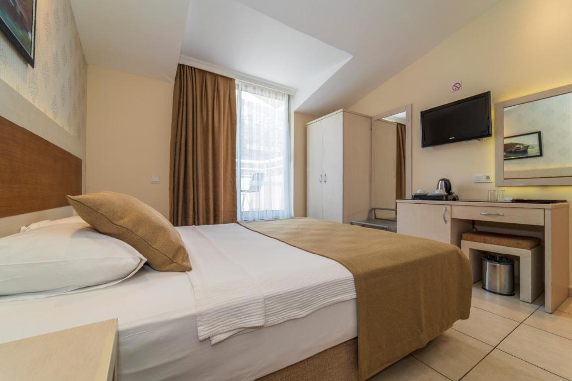 Otel Montebello