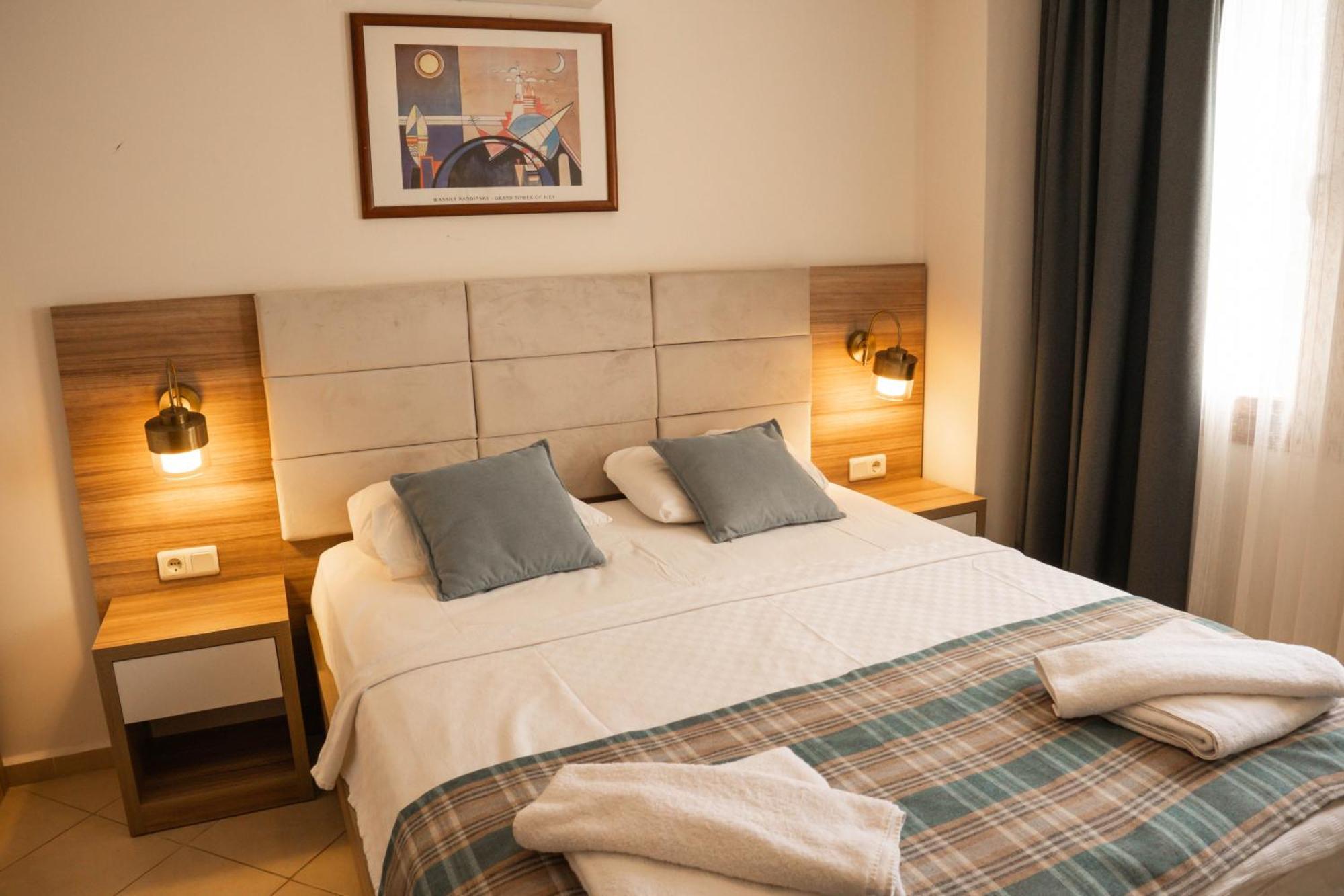 Otel Perdikia Hill And