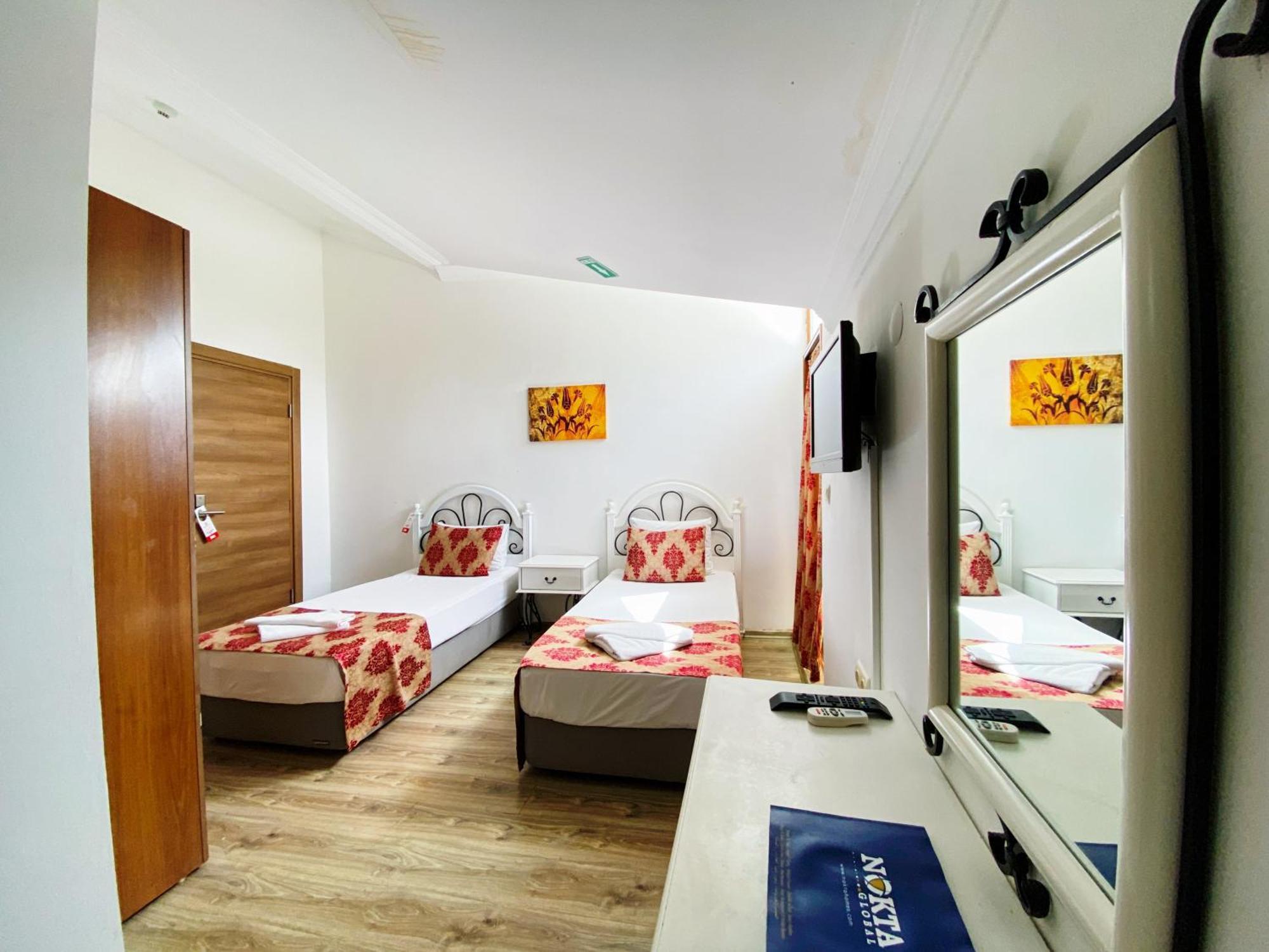 Hotel Zehra 2*