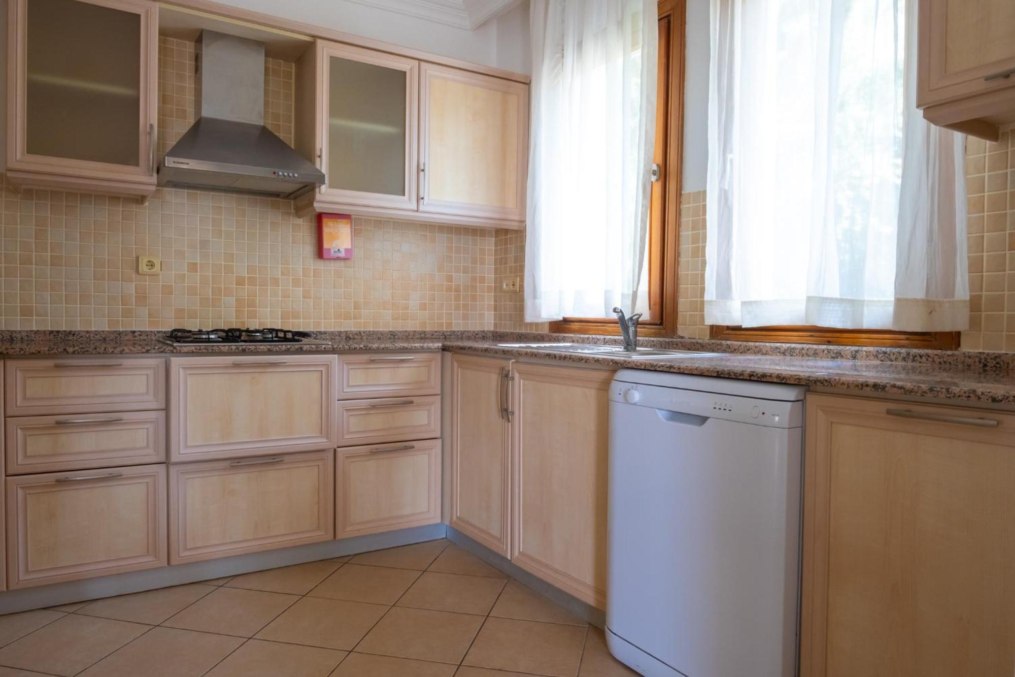 Otel Perdikia Hill And