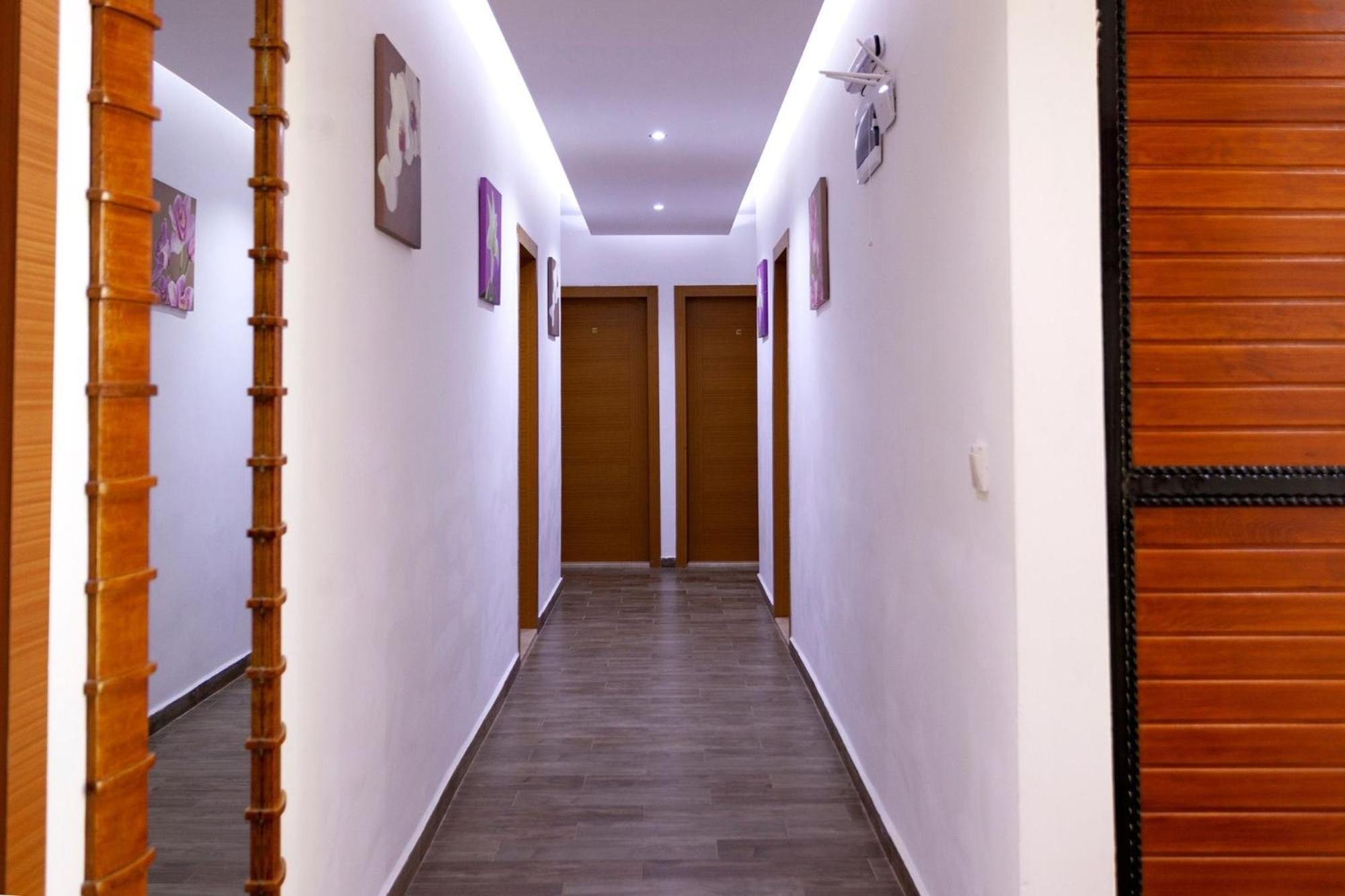 Hotel London 3*