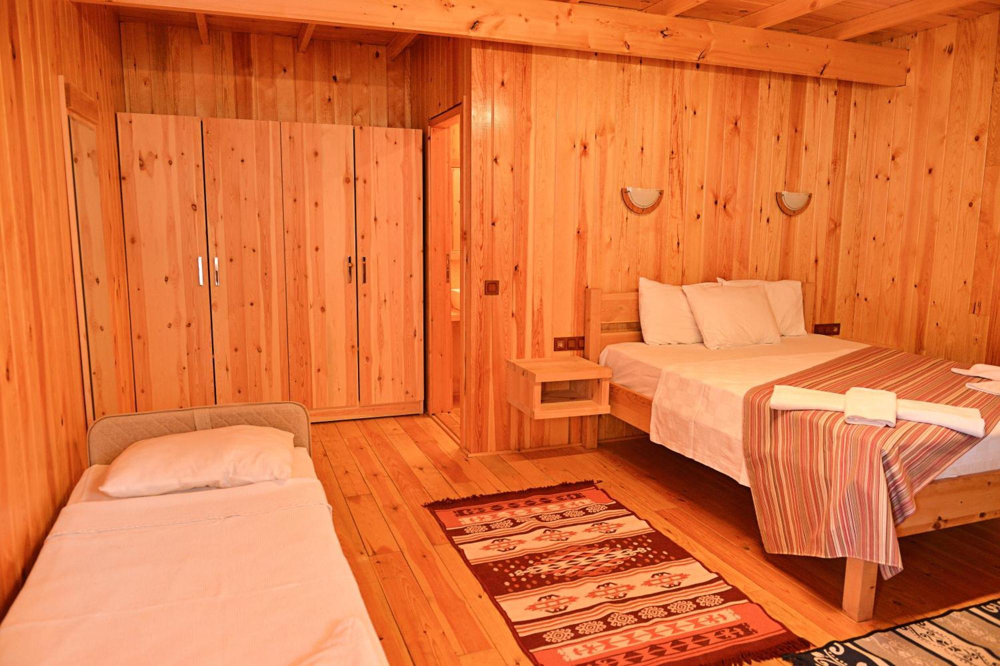Otel Tolay 3*
