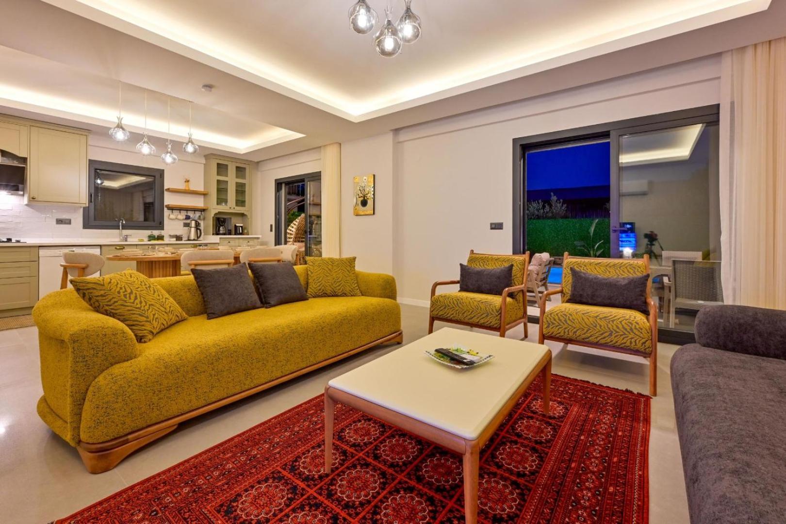 Villa Mango 4 Bedroom For Rent In