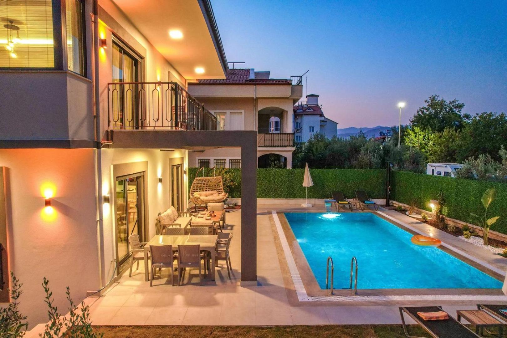 Mango 4 Bedroom For Rent In Villa *
