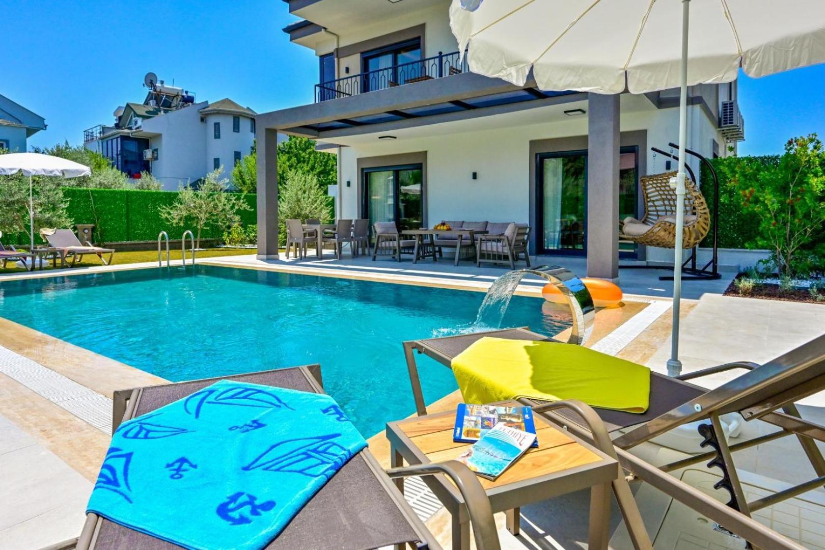 Mango 4 Bedroom For Rent In Villa *