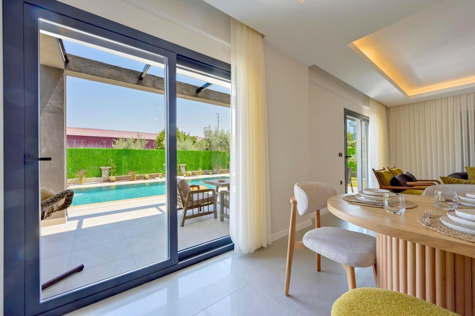 Mango 4 Bedroom For Rent In
