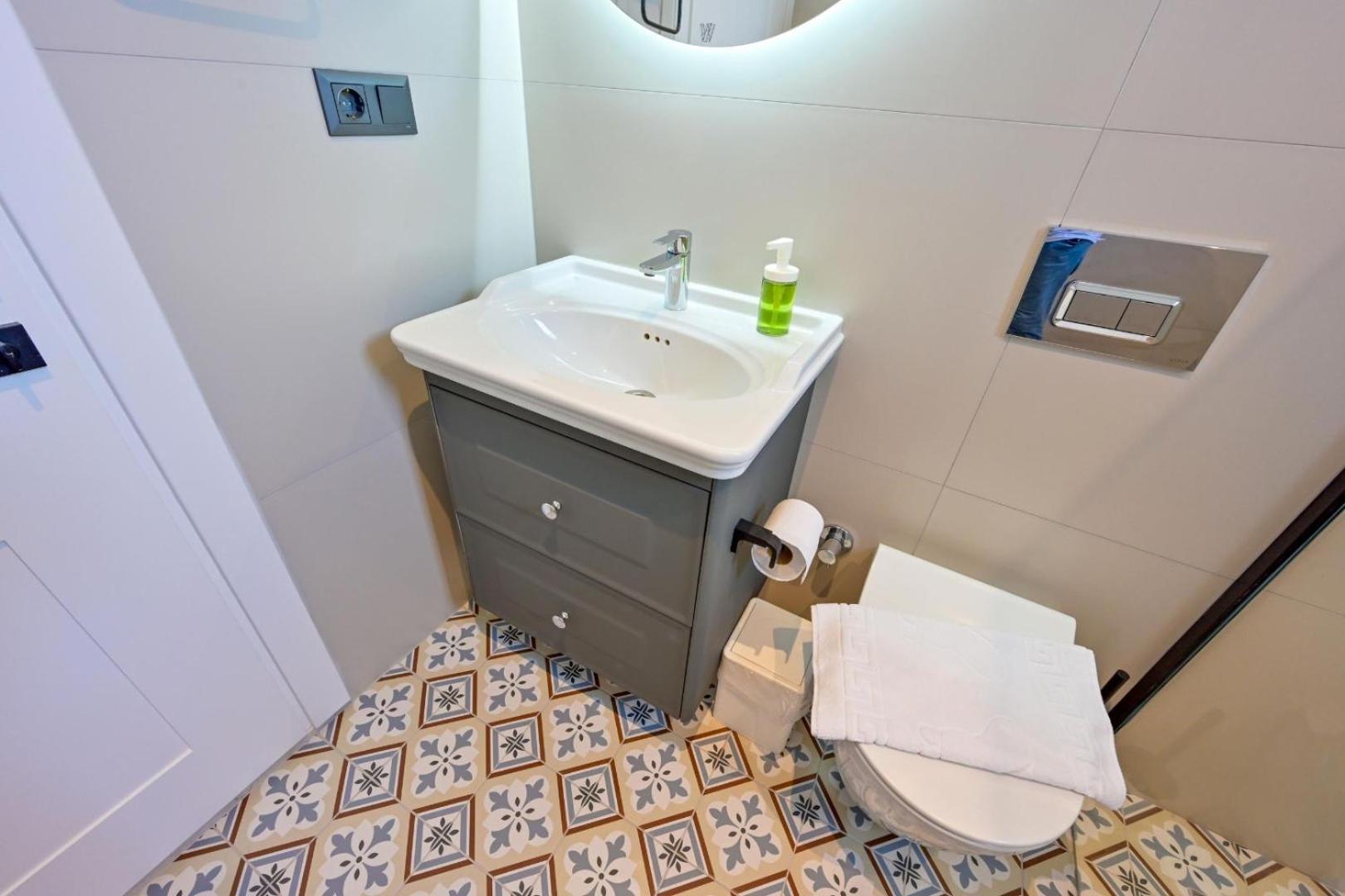 Mango 4 Bedroom For Rent In * Ölüdeniz