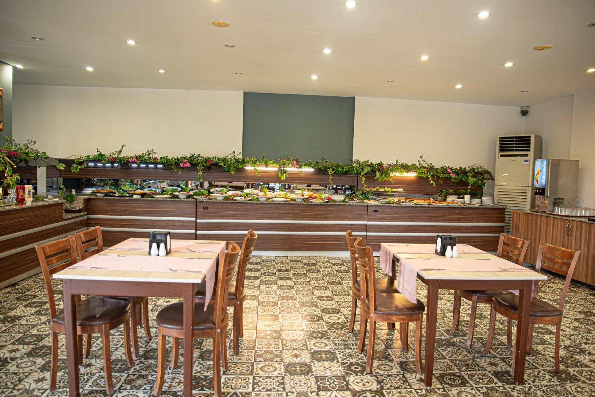 Otel Katre 4*