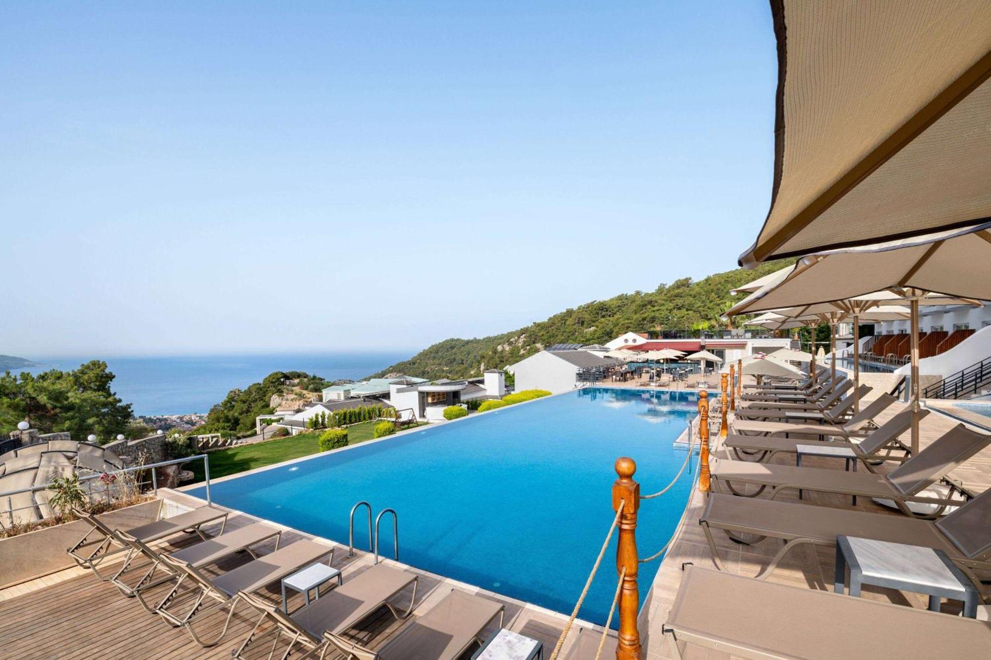 Ramada By Wyndham Fethiye (adults Only) Hotel Ölüdeniz