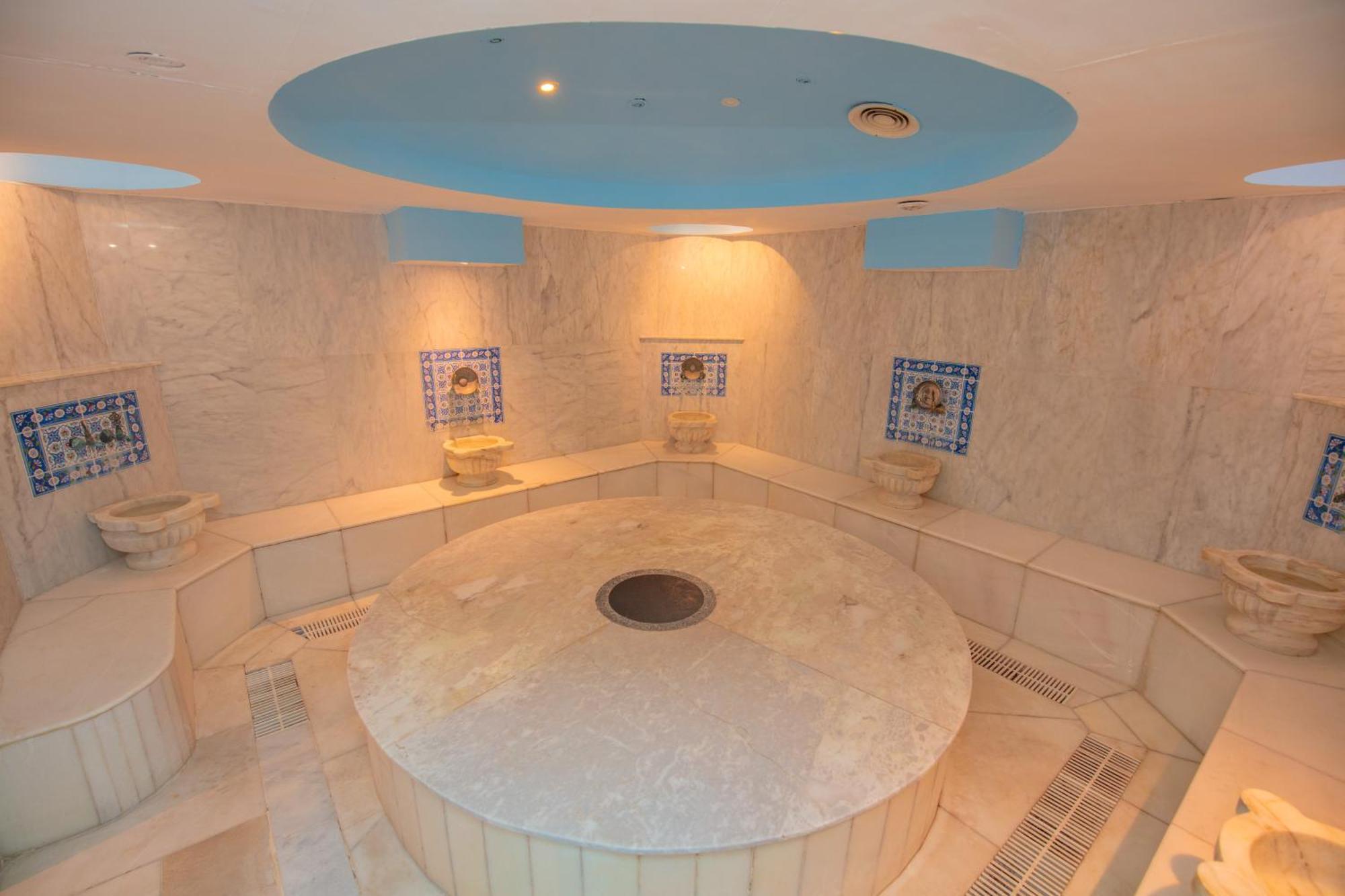 By Z Otel 4*