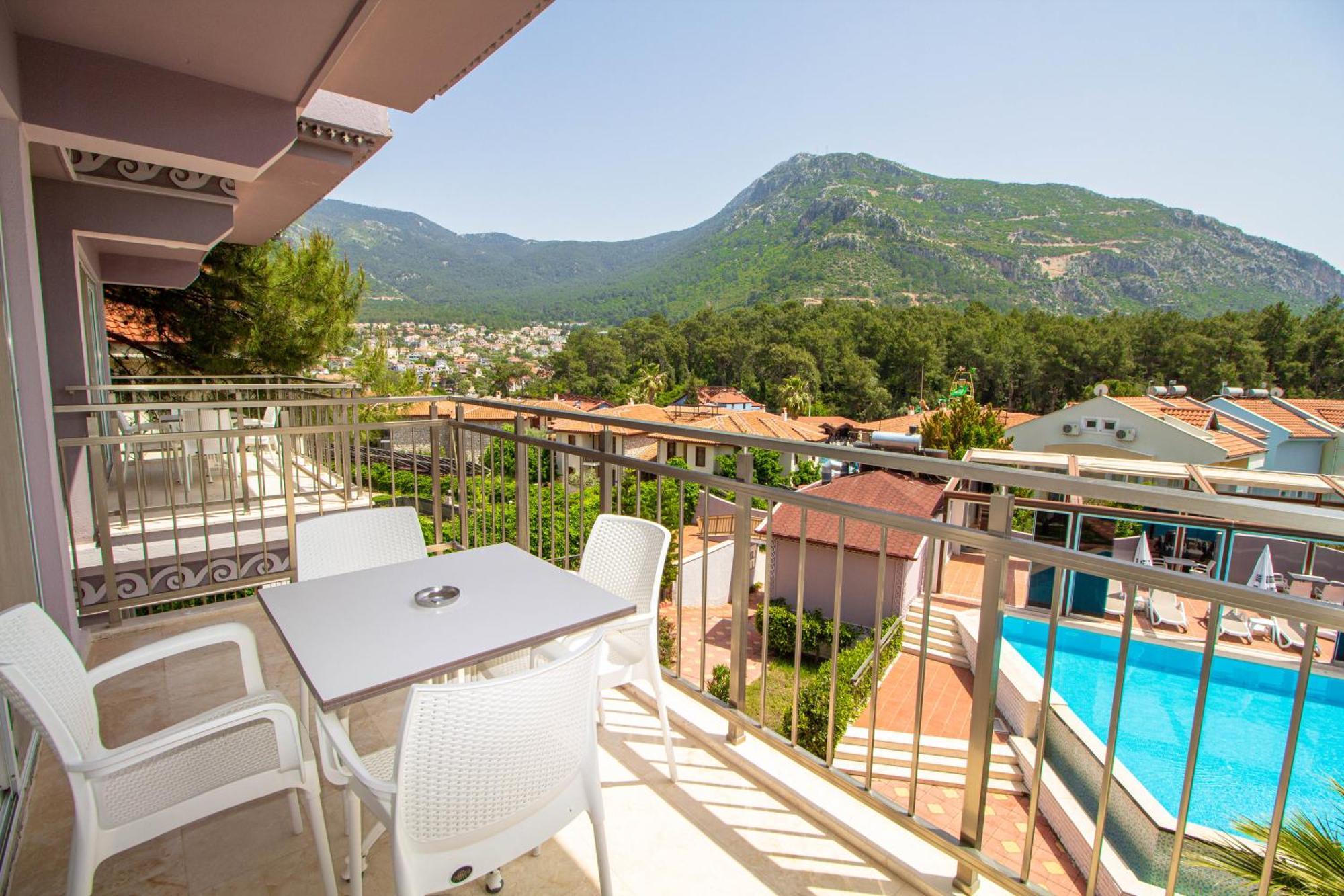 Hotel Zehra 2*
