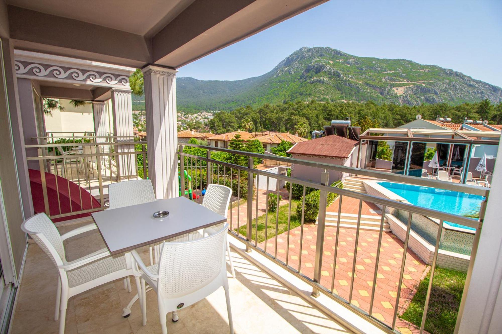Zehra Hotel 2*