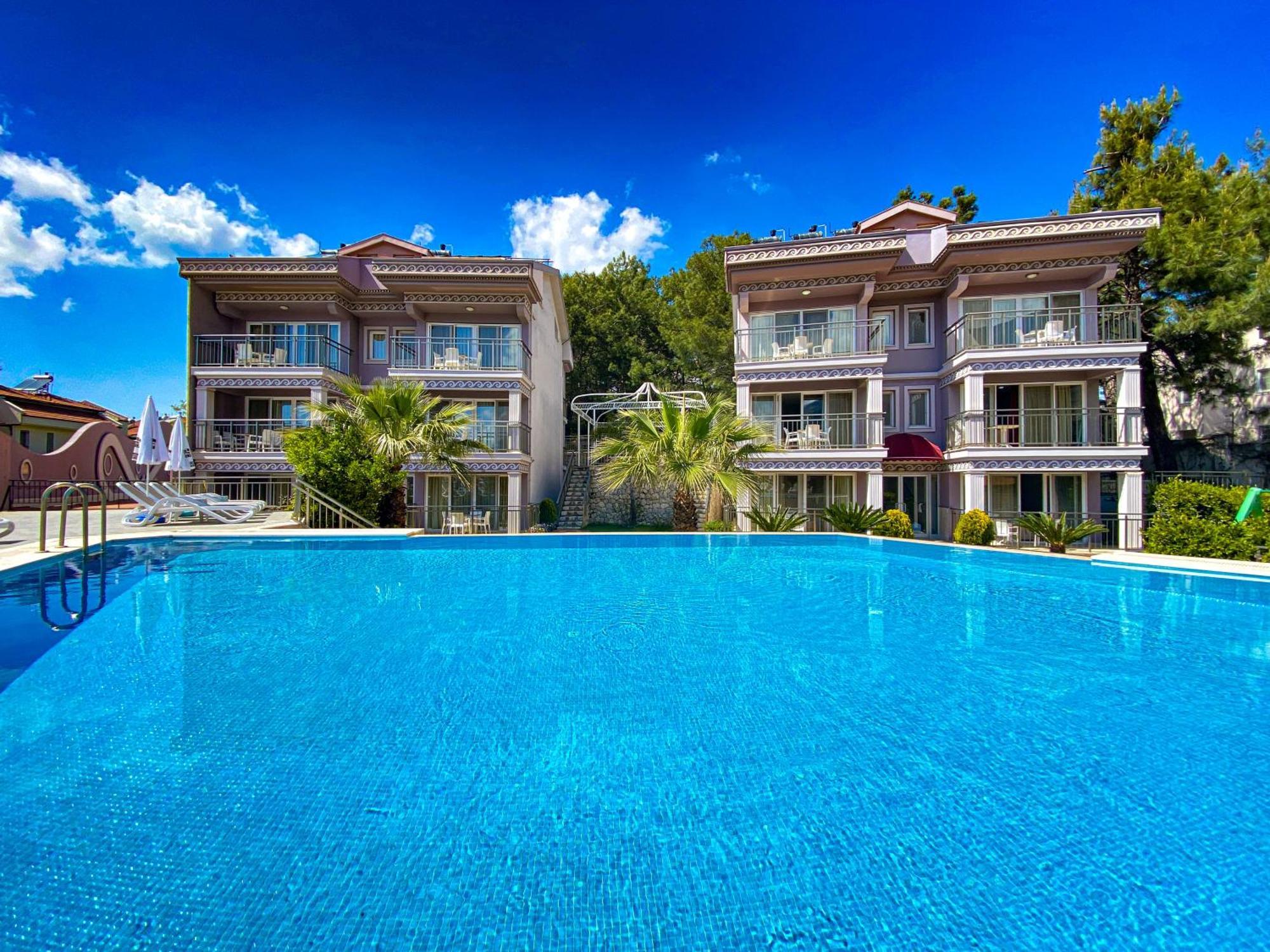 Zehra Hotel 2*