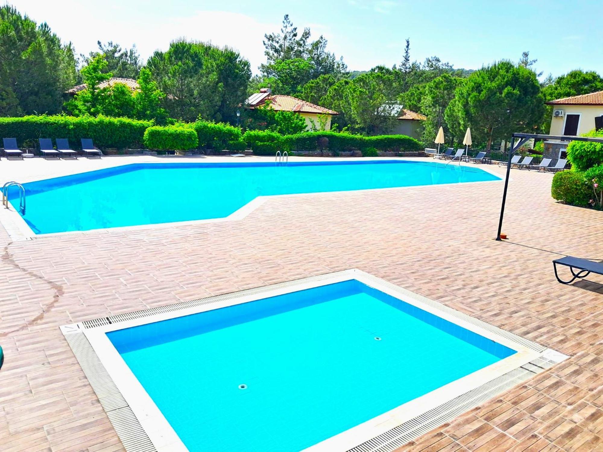 The Villages ,c2 , Havuz, Balkon, Peyzaj Appartement *