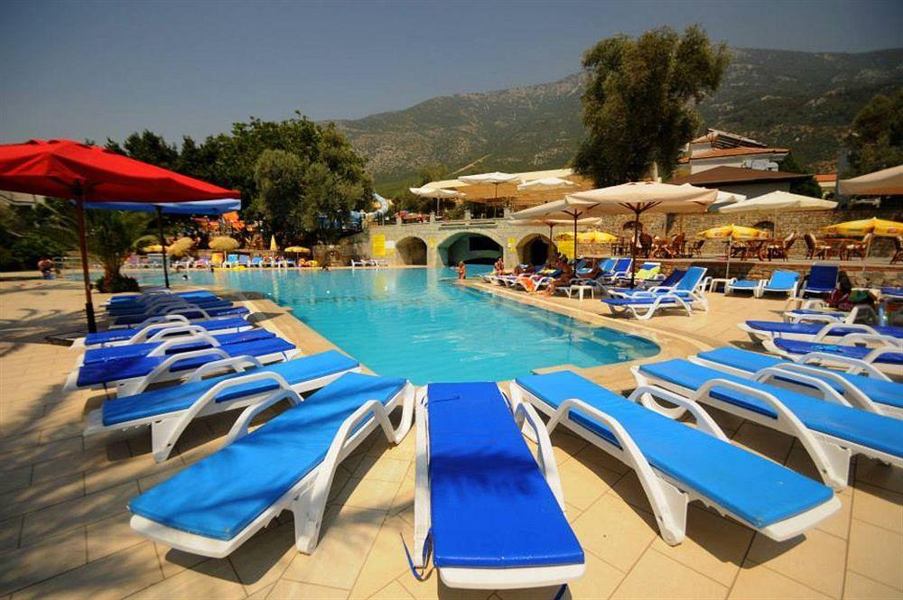 Hotel The Grand Ucel